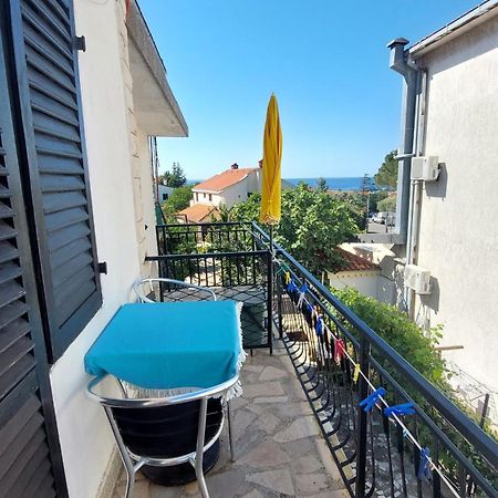 Apartments Drazica Krk Town Oda fotoğraf
